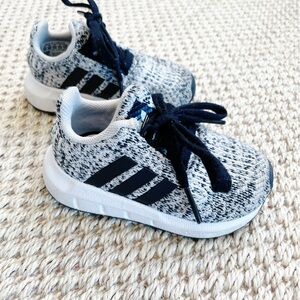 Adidas Baby Toddler Knit Striped Swift Run 1.0 Sneaker Size 5K Unisex